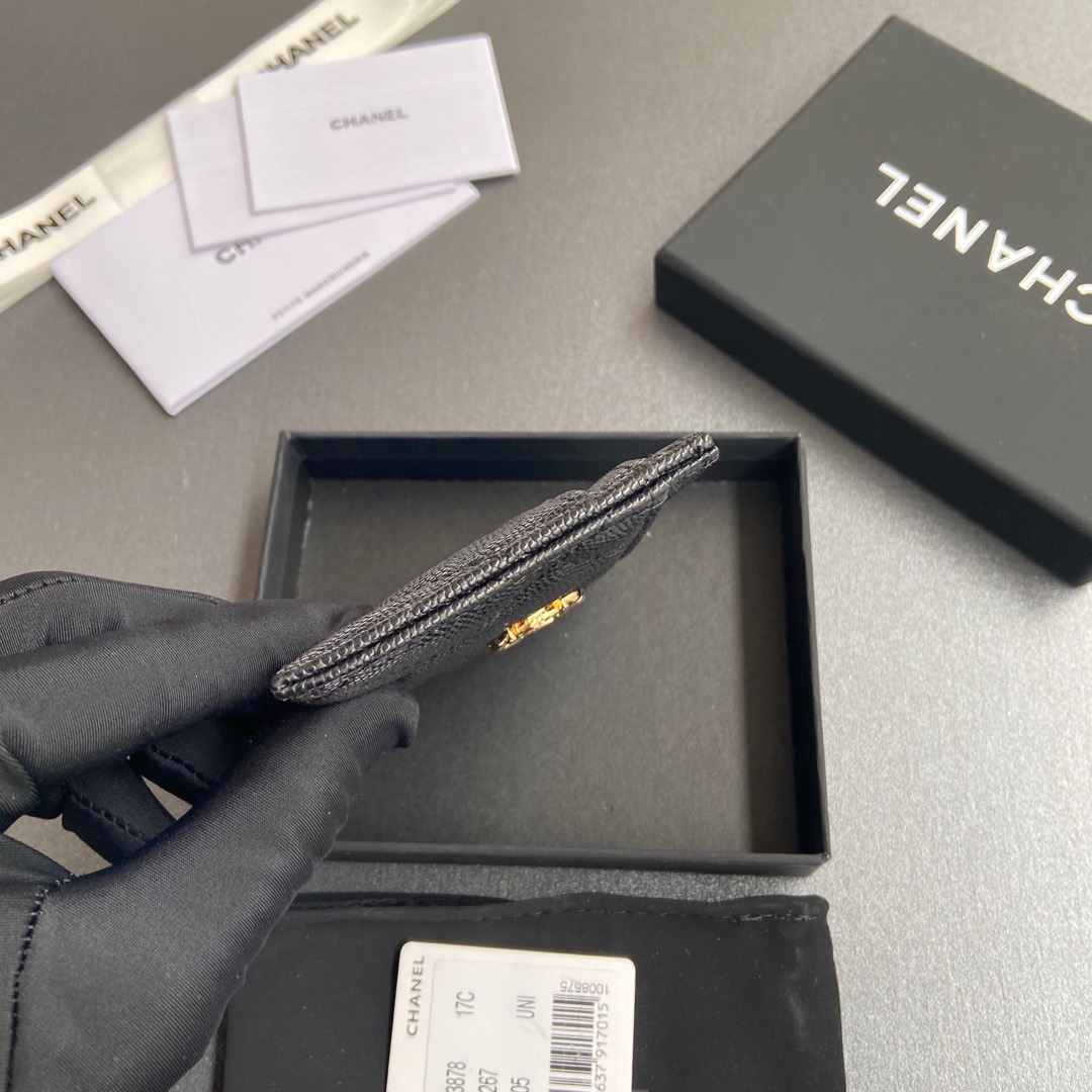 [TOP] CHANEL Card Holder Calfskin 11x7.5cm - Black & GHW