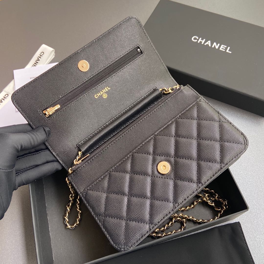 [TOP] CHANEL Chain Bag Calfskin 20×13×3.5cm - Black
