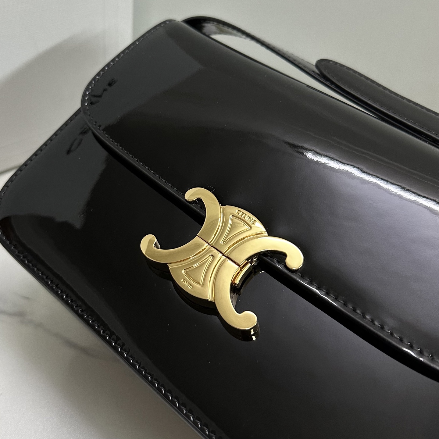 [TOP] CELINE Cowhide Arc De Triomphe Bag Patent Leather Teen/Classique - Black