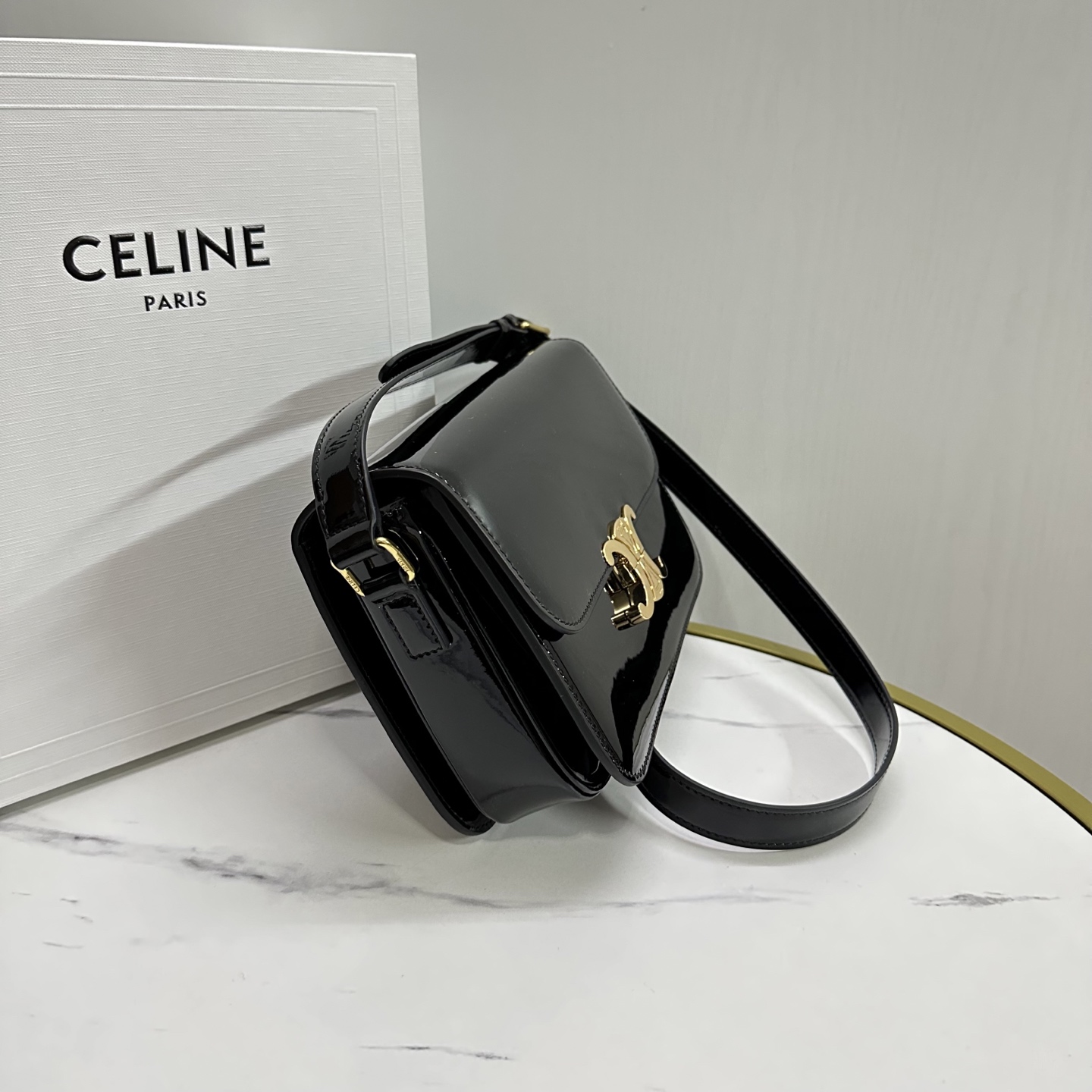 [TOP] CELINE Cowhide Arc De Triomphe Bag Patent Leather Teen/Classique - Black