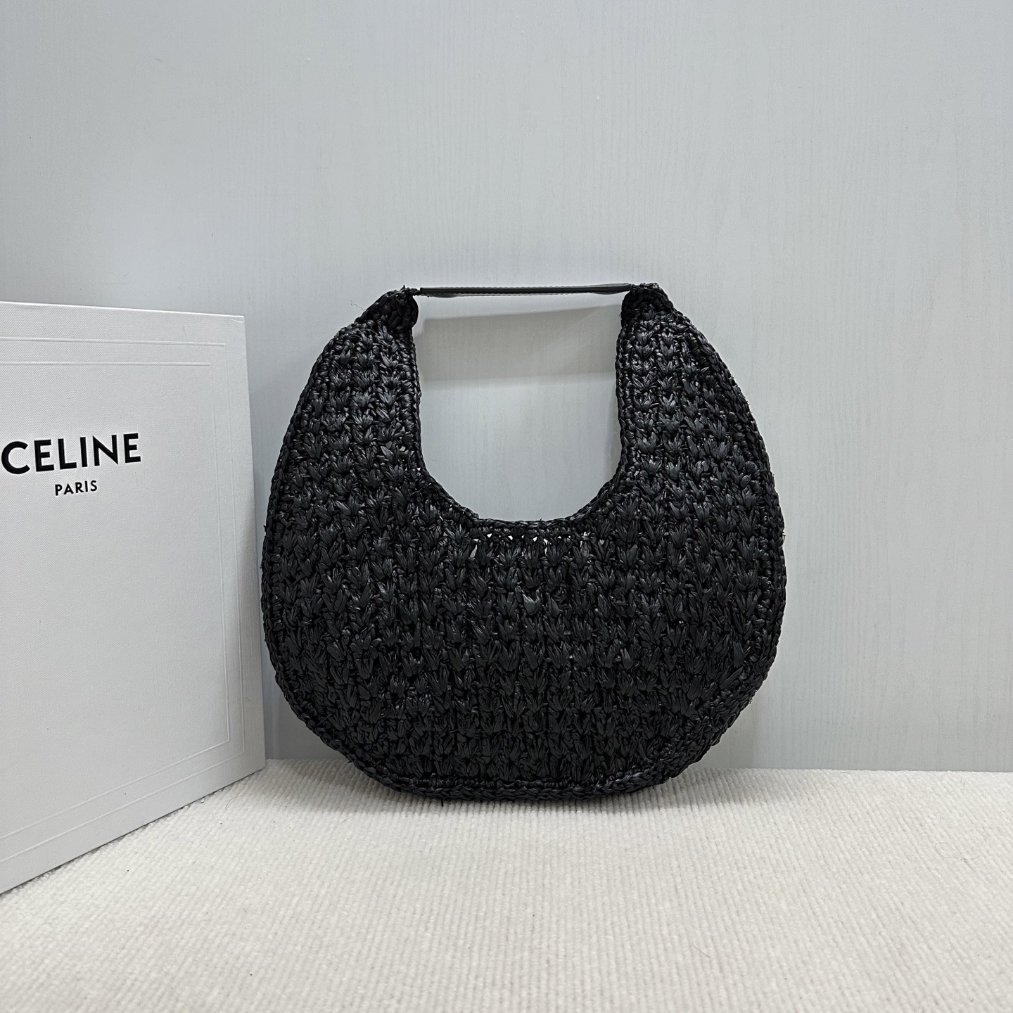 [TOP] CELINE CLASSIC PANIER Hobo Bag 33 X 16 X 4cm - Black