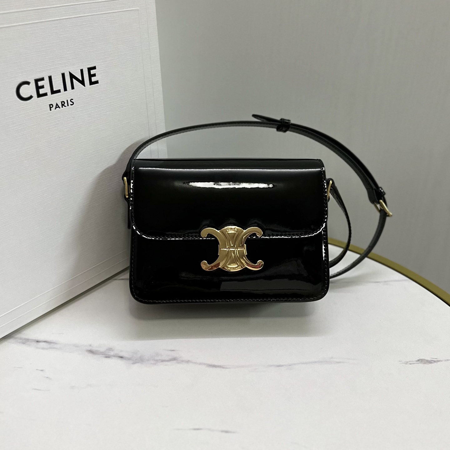[TOP] CELINE Cowhide Arc De Triomphe Bag Patent Leather Teen/Classique - Black