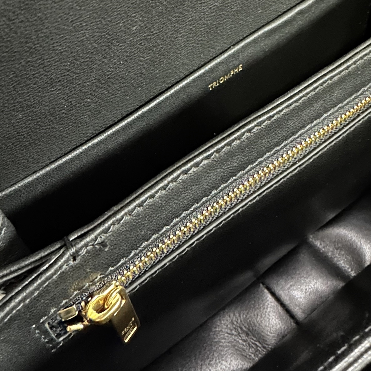 [TOP] CELINE Cowhide Arc De Triomphe Bag Patent Leather Teen/Classique - Black