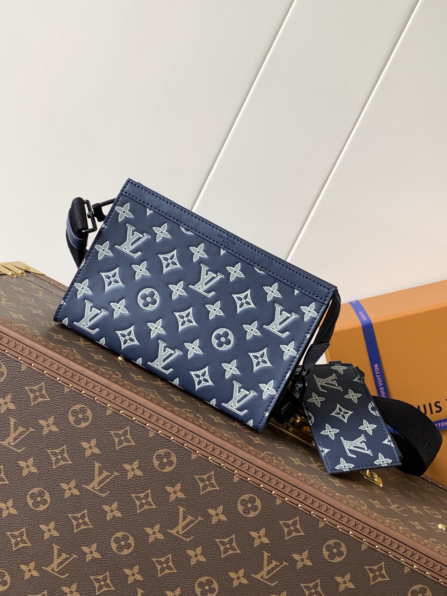 [TOP] Louis Vuitton LV Gaston Portable Wallet 22*14.5*4.5cm - 2 Colour