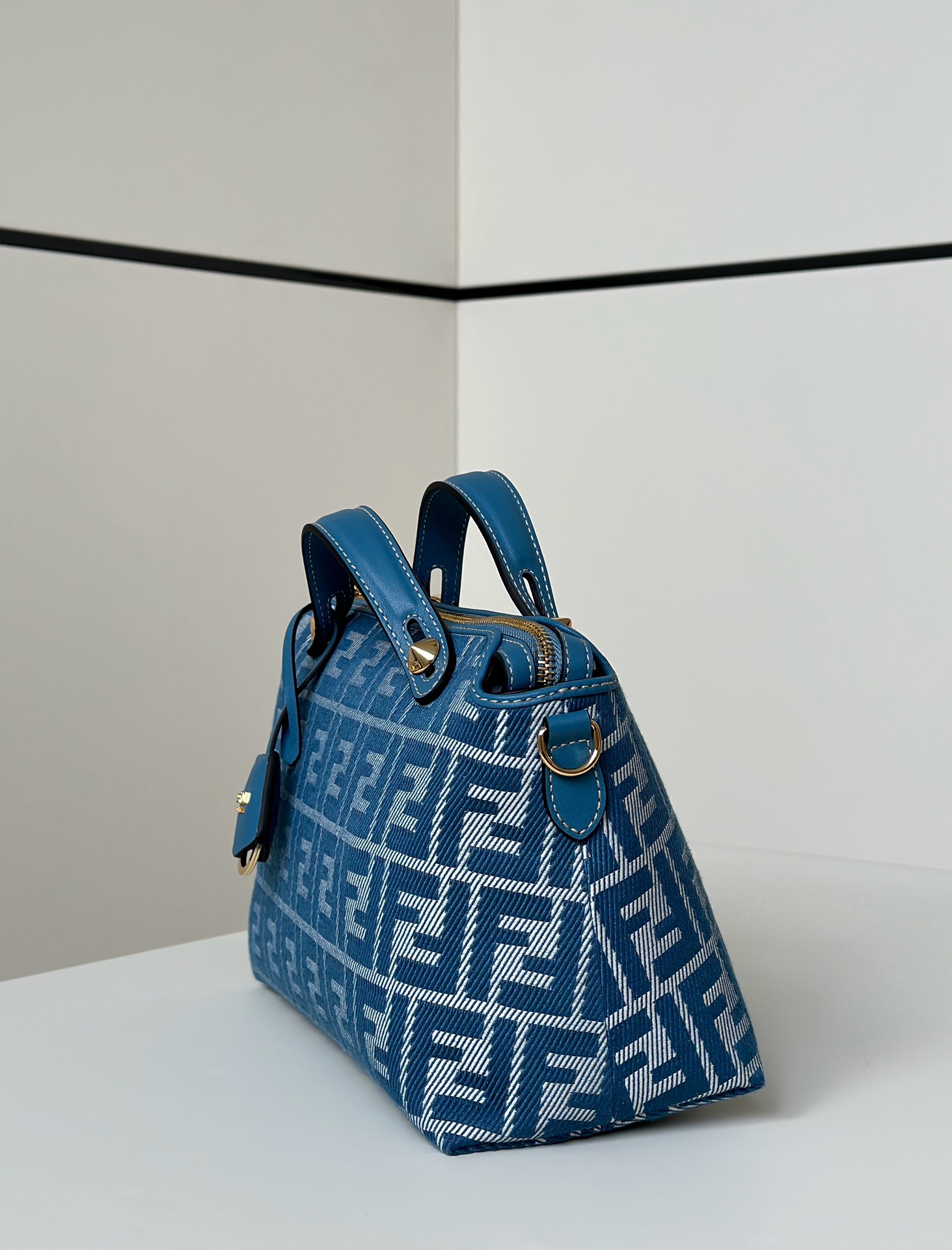 [TOP] FENDI Boston Handbag Cowboy 29×17×13cm/20×12×9cm - Blue