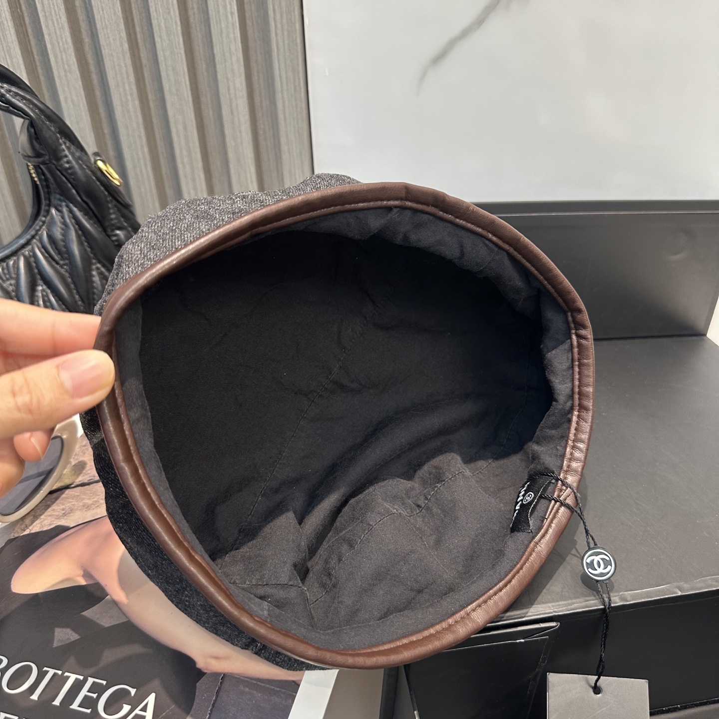 [TOP] CHANEL Beret Hat - Denim