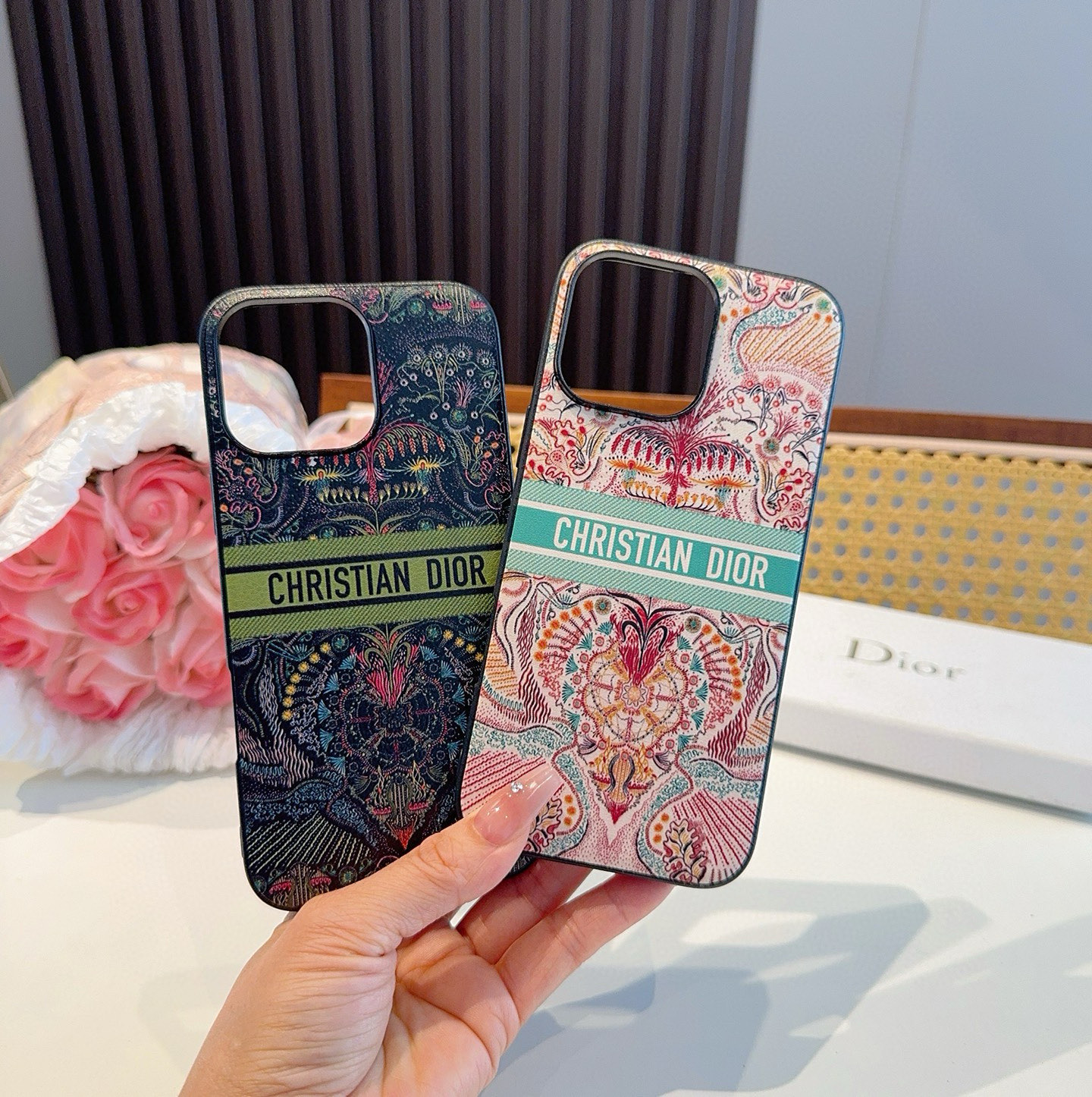 [TOP] Christian Dior iPhone Case-2 Colors