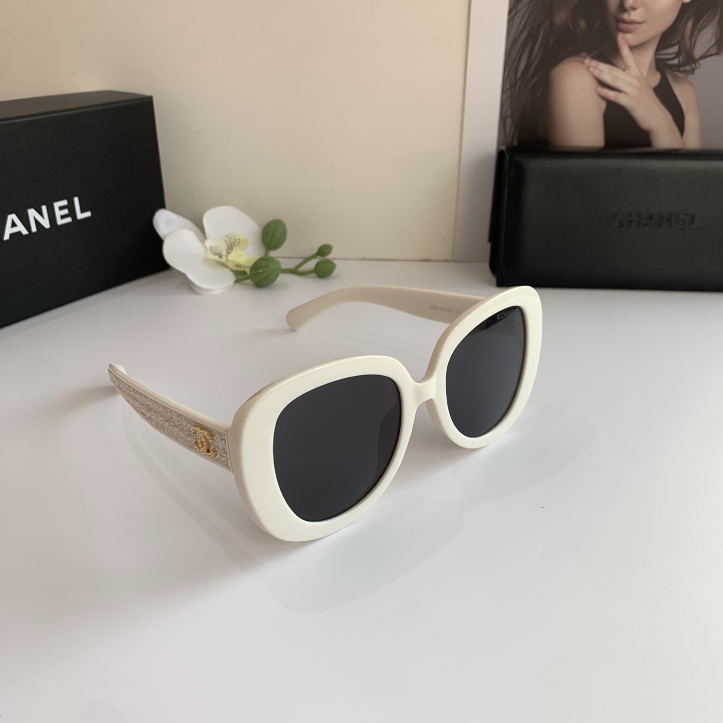 [TOP] CHANEL Sunglasses - 3 Colors