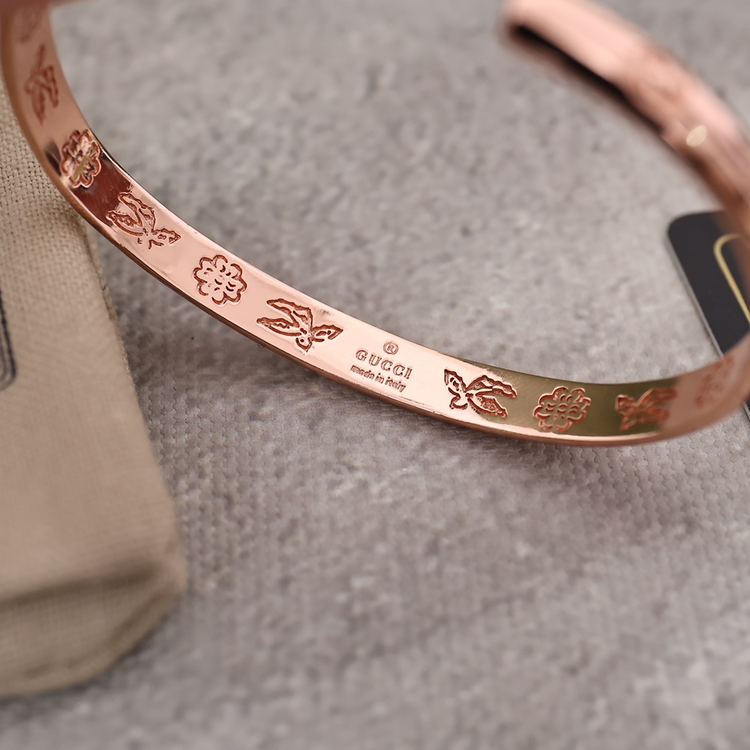 [TOP] GUCCI Open Bracelet - Rose Gold