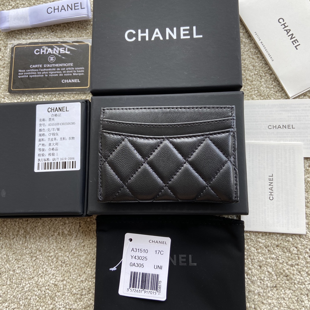 [TOP] CHANEL Cardholder Lambskin 11x7.5cm - Black & GHW/SHW