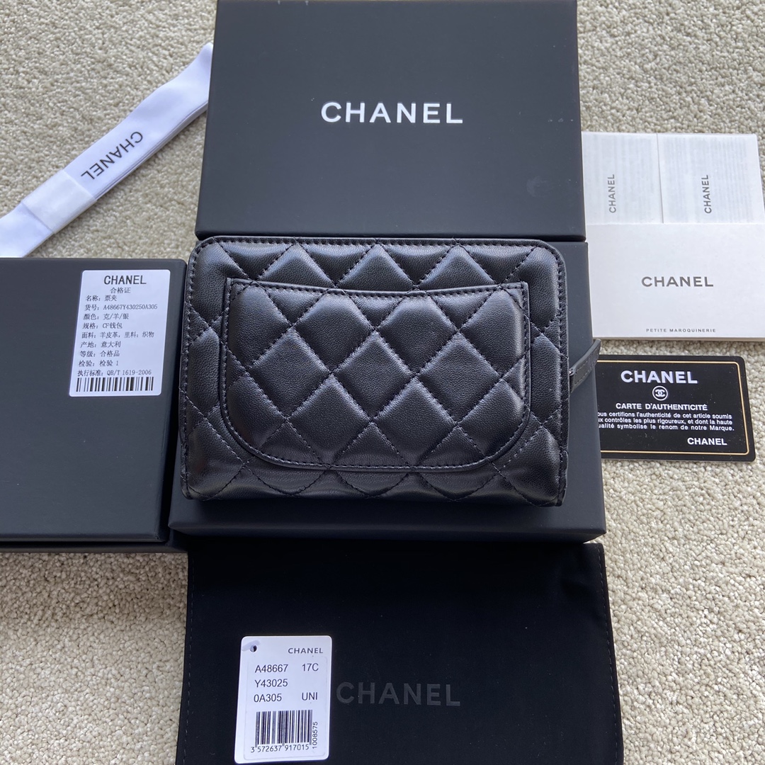 [TOP] CHANEL Wallet Calfskin/Lambskin 15×10×2.5cm - Black & GHW/SHW