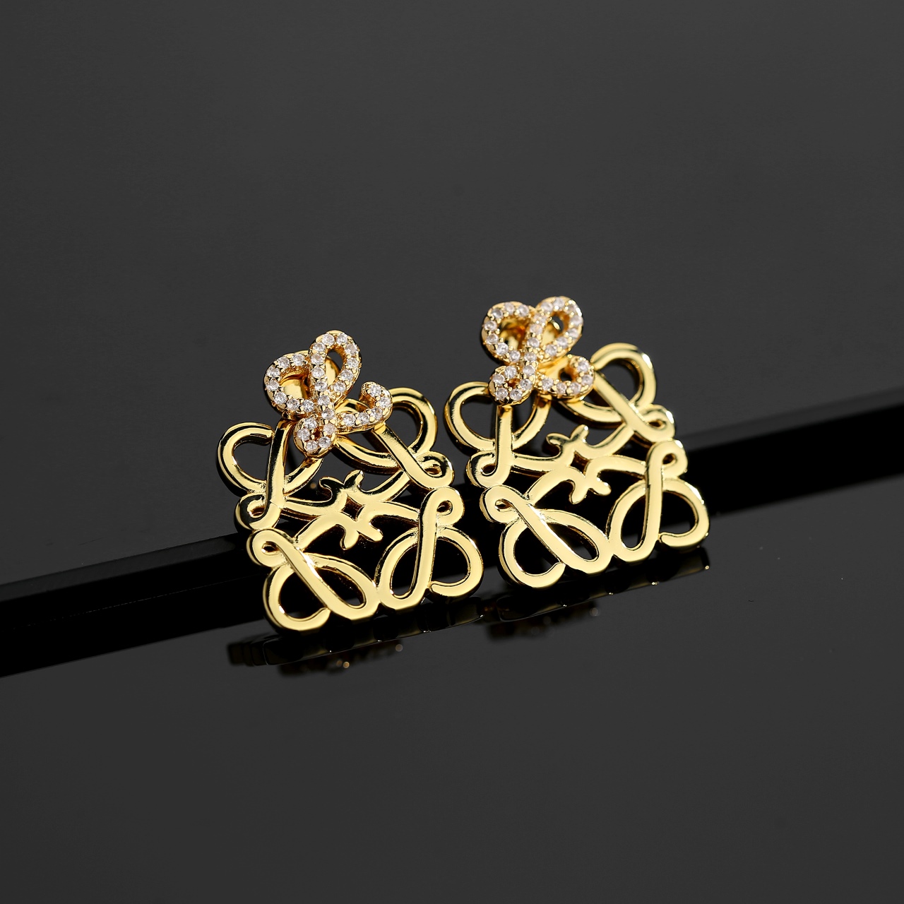 [TOP] LOEWE LOGO Earrings - Gold