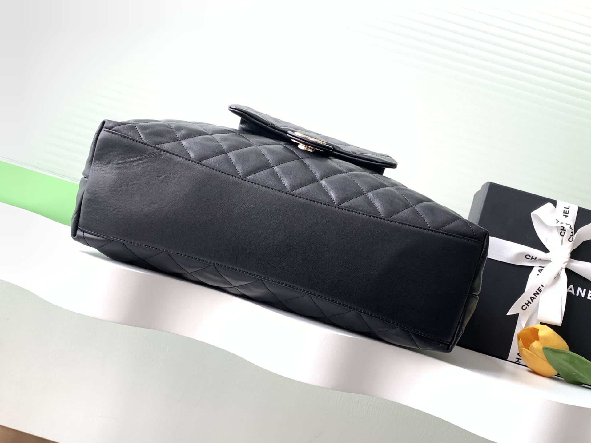 [TOP] CHANEL Hobo Bag 29.5-37-13 cm/22.5-28-13 cm - Black