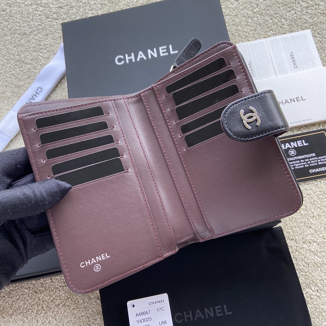 [TOP] CHANEL Wallet Calfskin/Lambskin 15×10×2.5cm - Black & GHW/SHW
