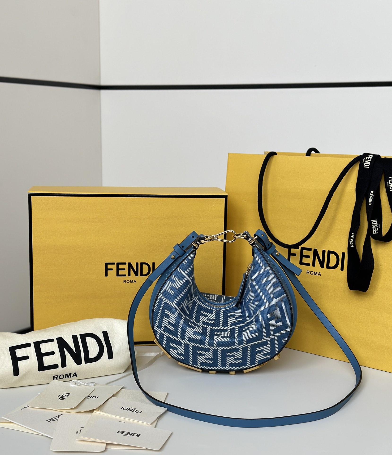 [TOP] FENDI Fendigraphy Bags Crescent Moon Bag 20x7x13cm - Denim Blue&GHW