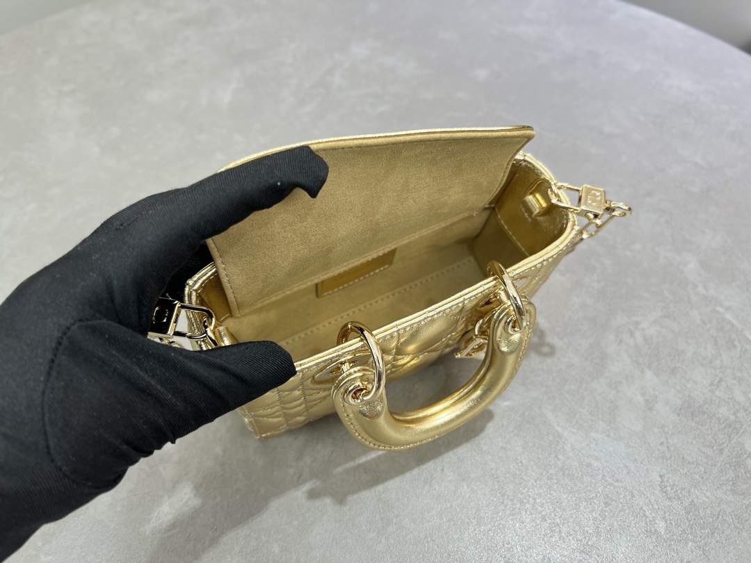 [TOP] Christian Dior Lady D-Joy Bag lambskin 16cm/22.5cm/26cm - Gold