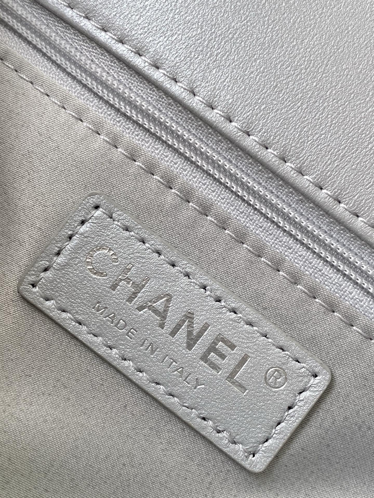 [TOP] CHANEL Flap Bag 14-21-8cm - Sliver