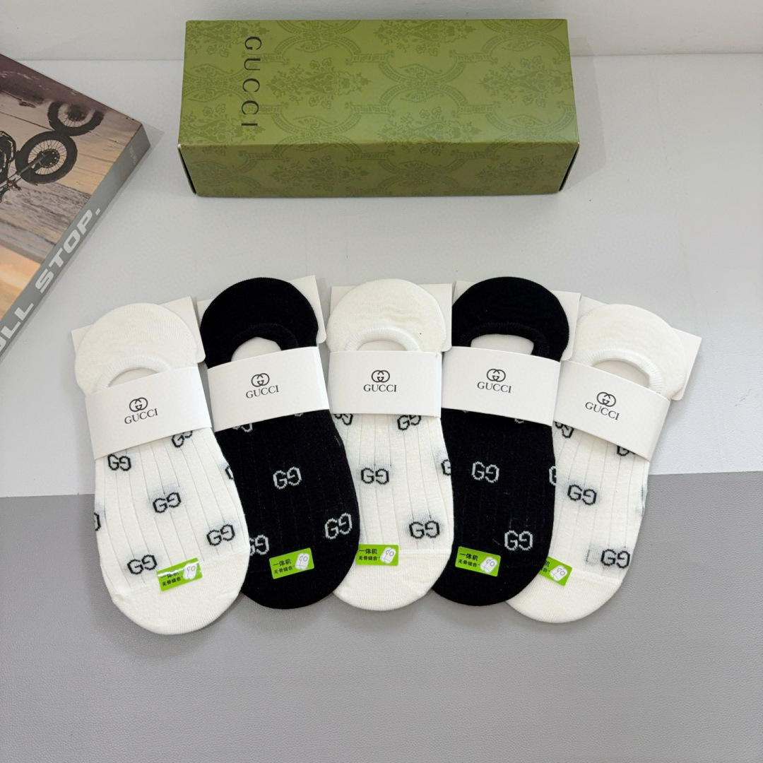 [TOP] GUCCI Socks - 5 Pieces as a Set
