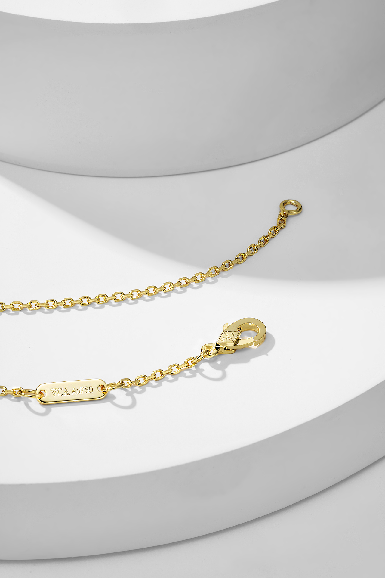 [TOP] Van Cleef & Arpels VCA Single Motif Stones Necklace -  Gold
