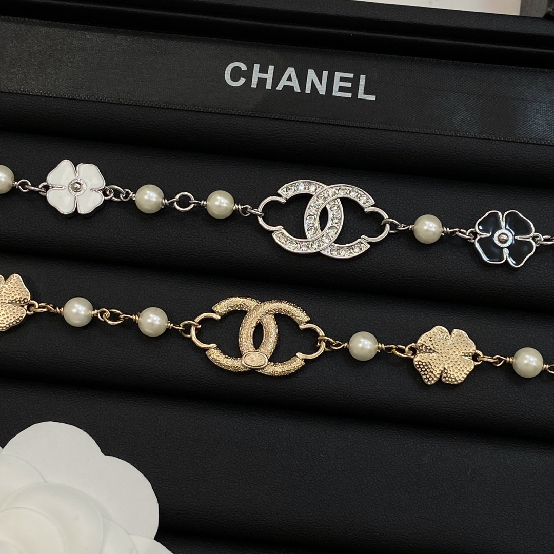 [TOP] CHANEL Four Leaf Clover Necklace - 2 Color