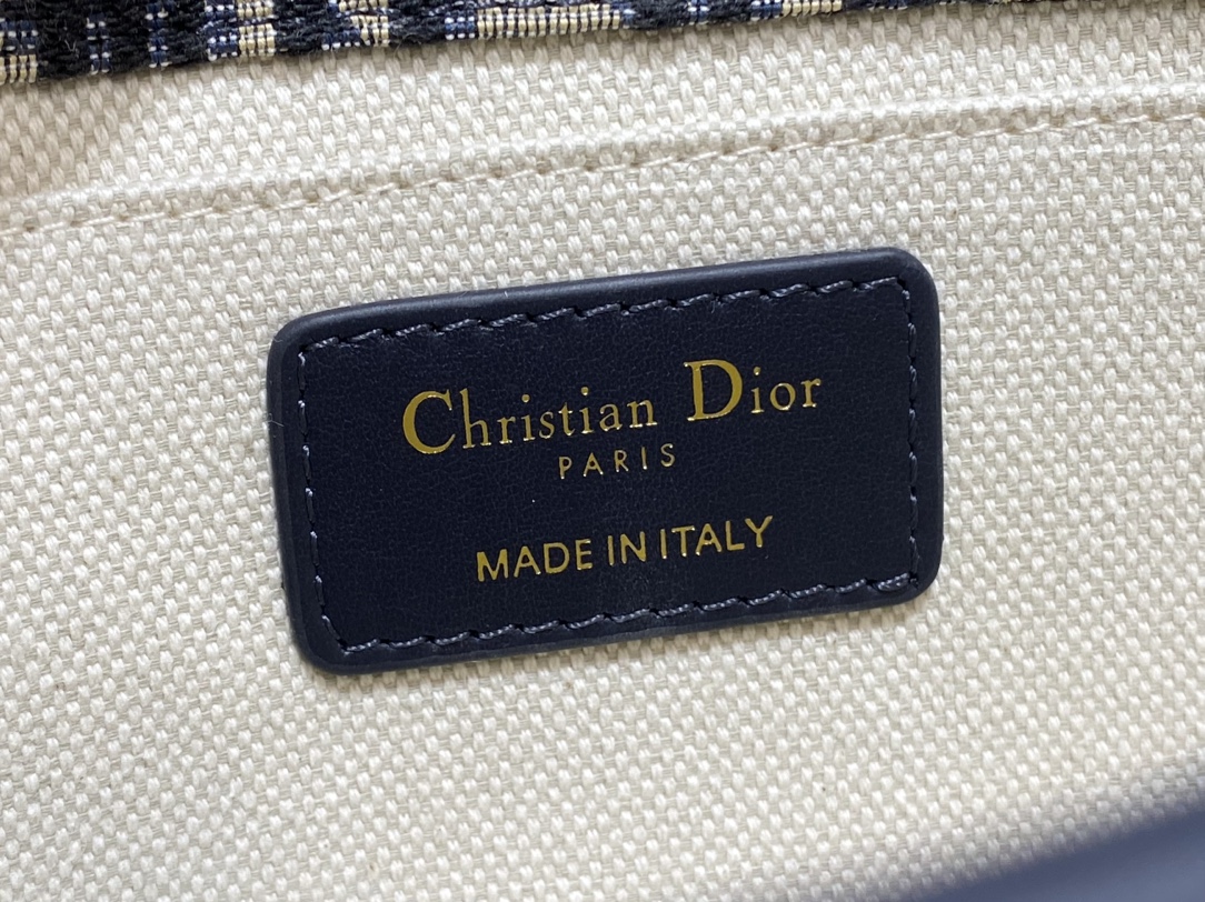 [TOP] Christian Dior Montaigne Bag 25cm - Blue/Light Blue Oblique print