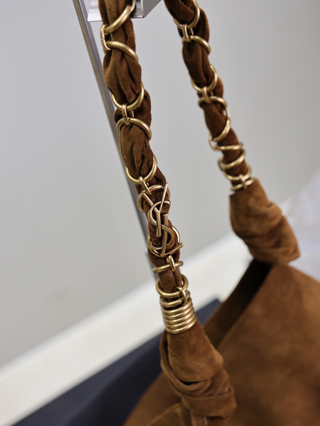 [TOP] Yves Saint Laurent YSL Suede Clutch 40×50×1cm - Brown