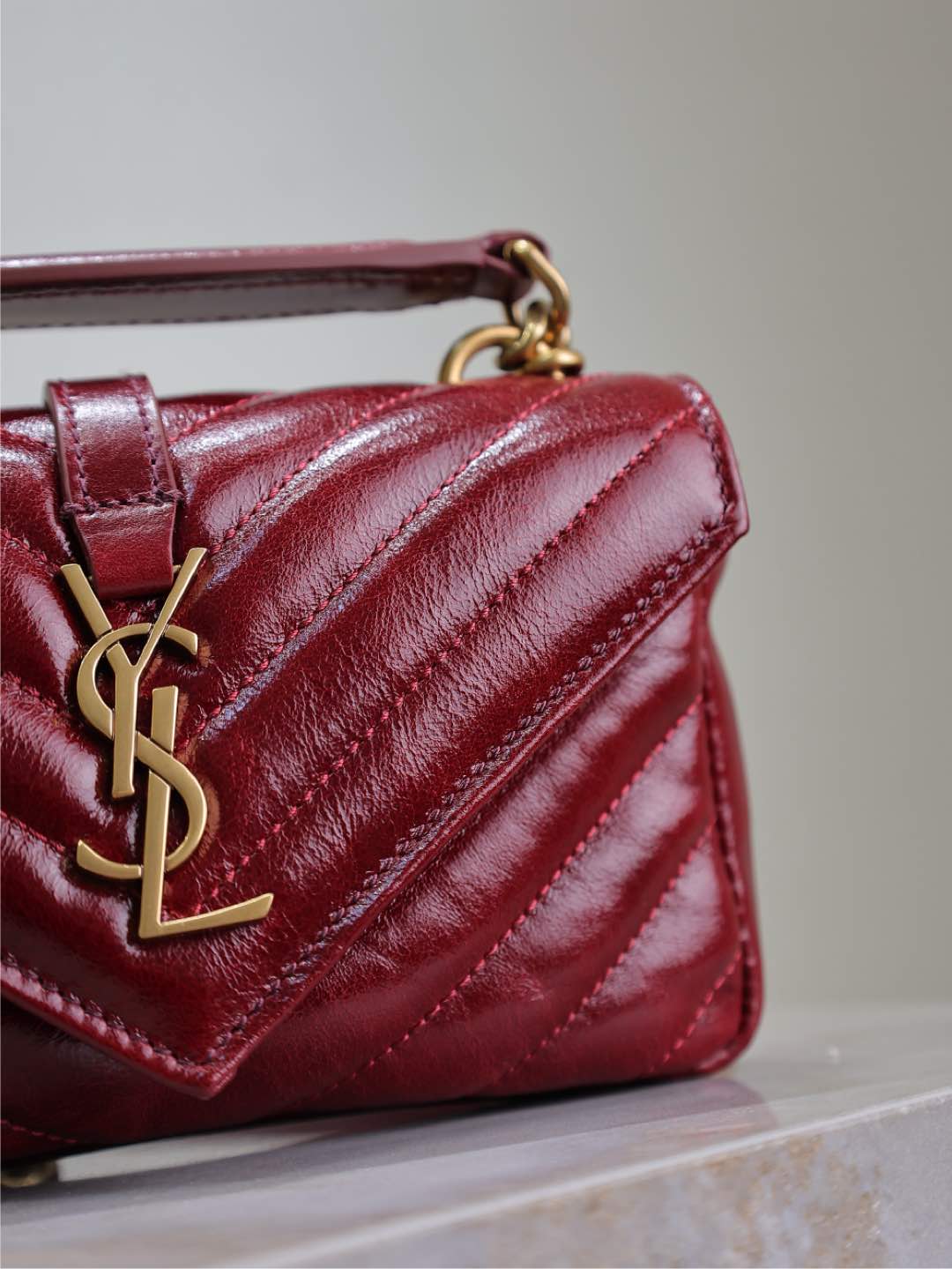 [TOP] Yves Saint Laurent YSL Oil Wax Leather Chain Messenger Bag 20×13×3cm - Red