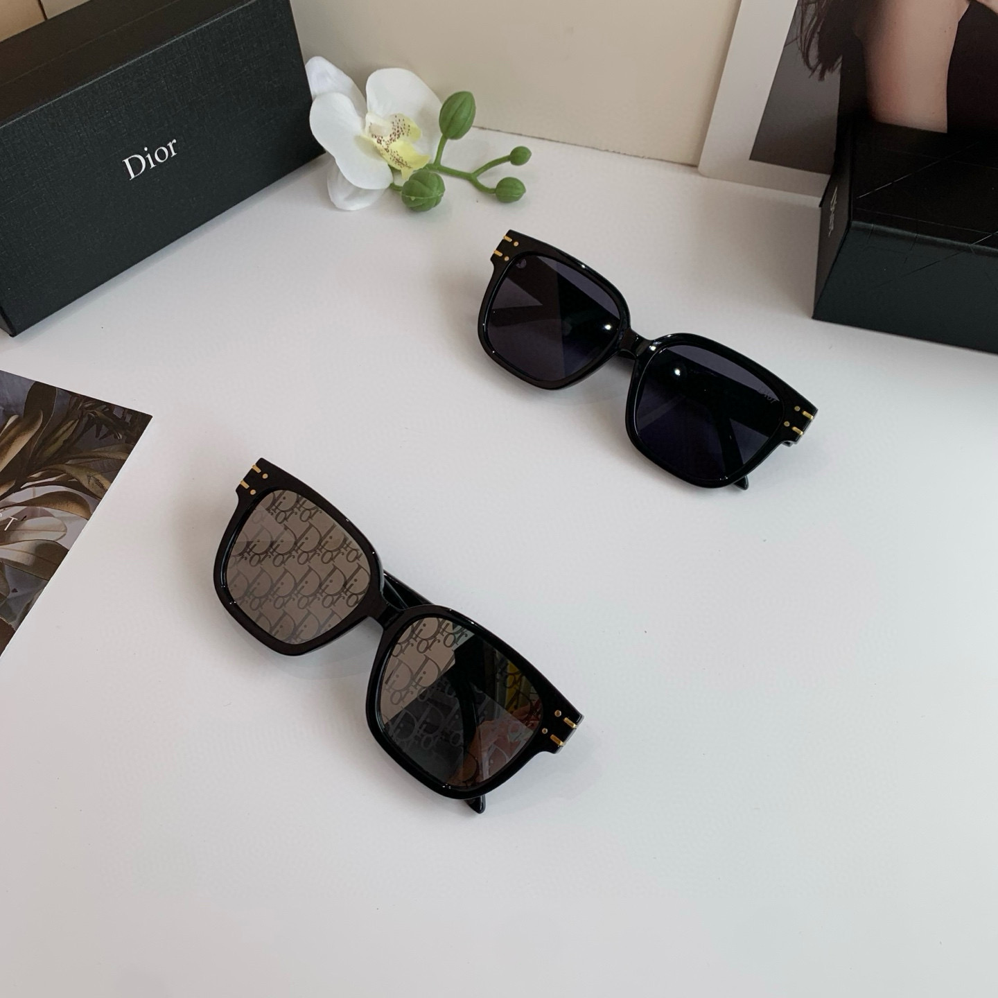 [TOP] Christian Dior Sunglasses  - 2 Colour
