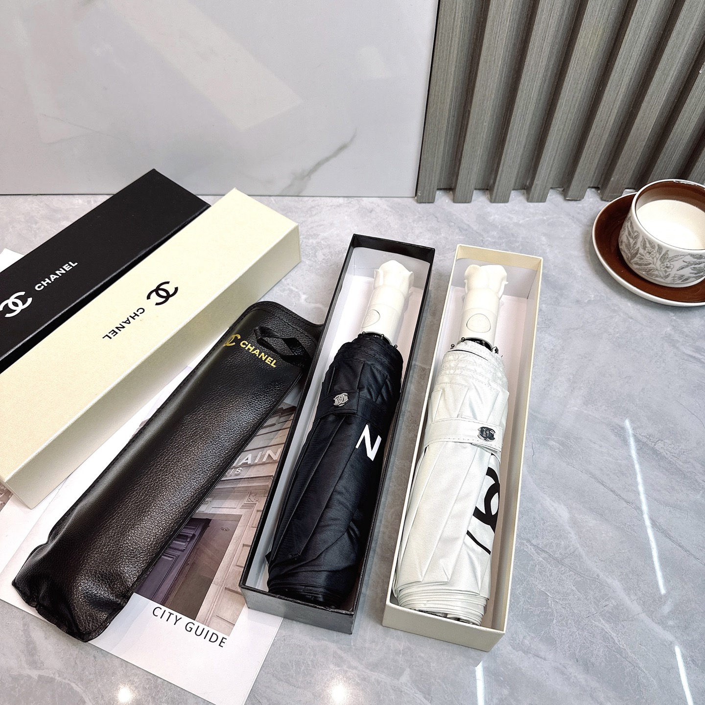 [TOP] CHANEL Umbrella - 2 Colors