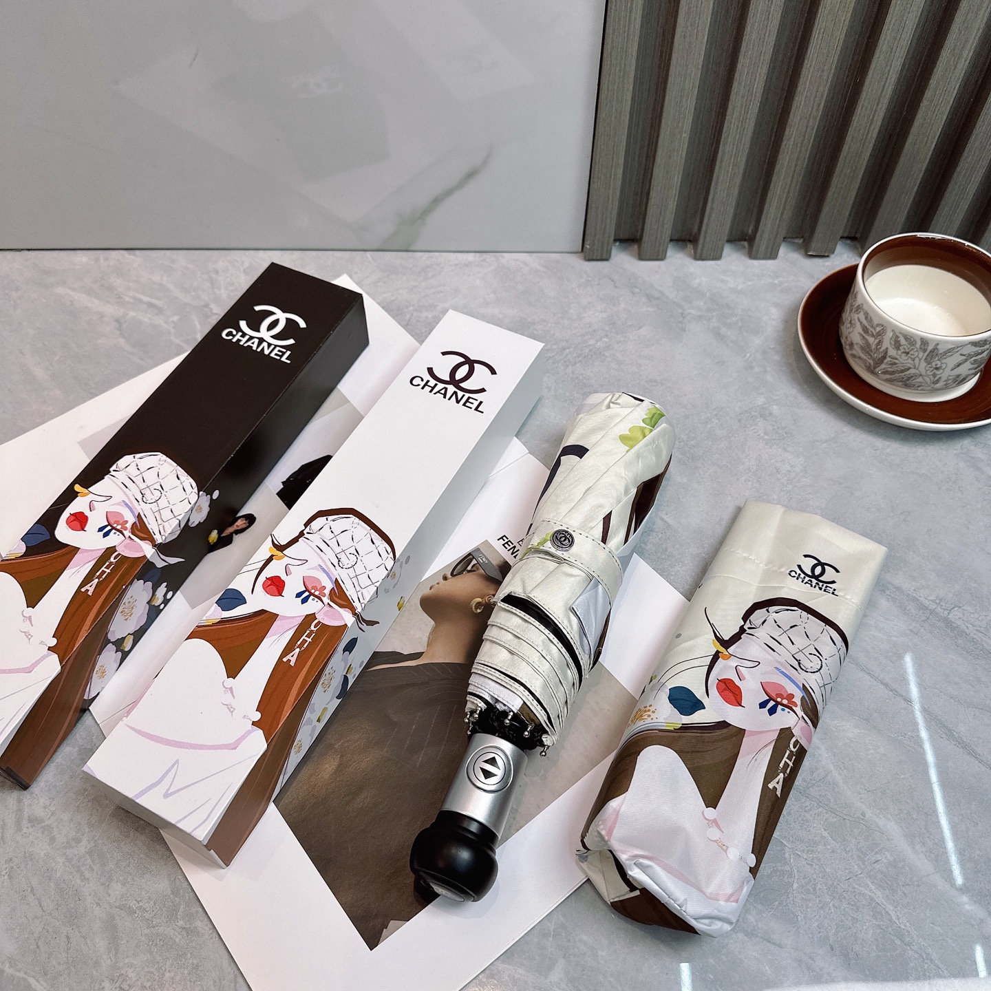 [TOP] CHANEL Umbrella - 2 Colors