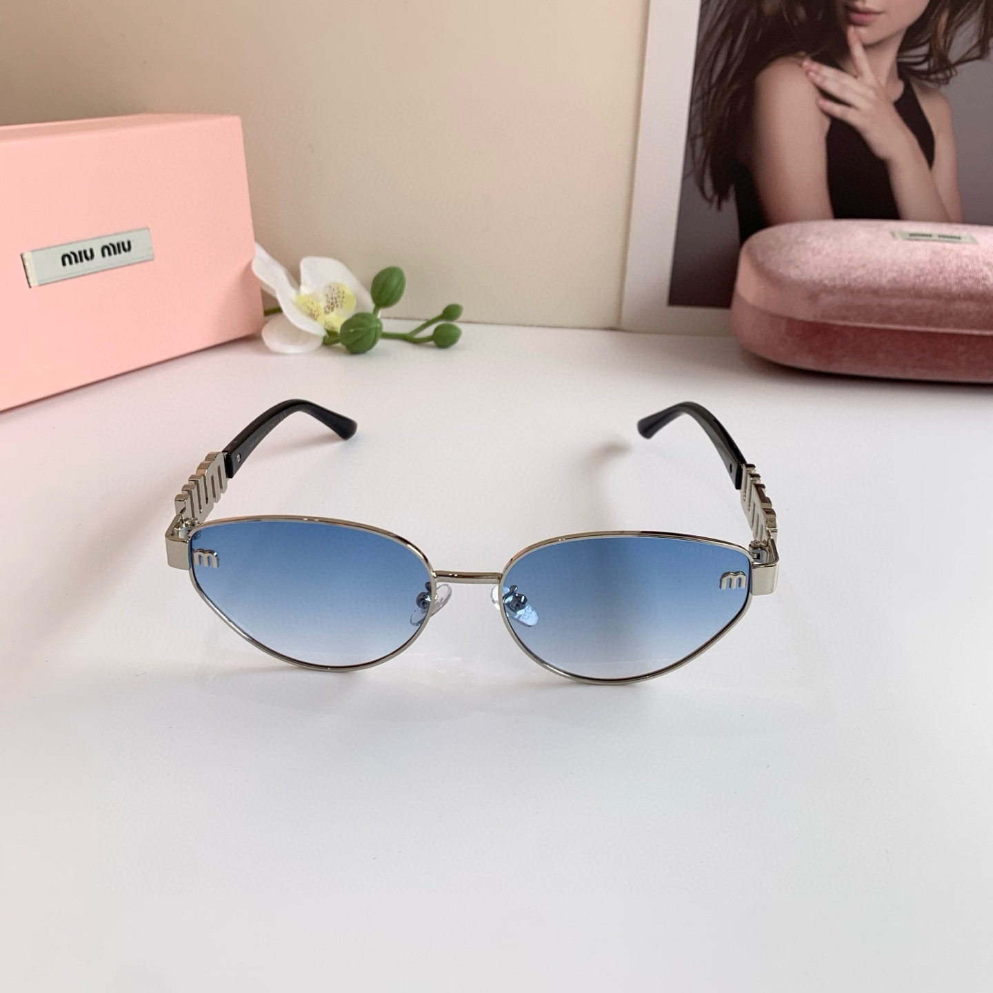 [TOP] Miu Miu Sunglasses - 2 Colors