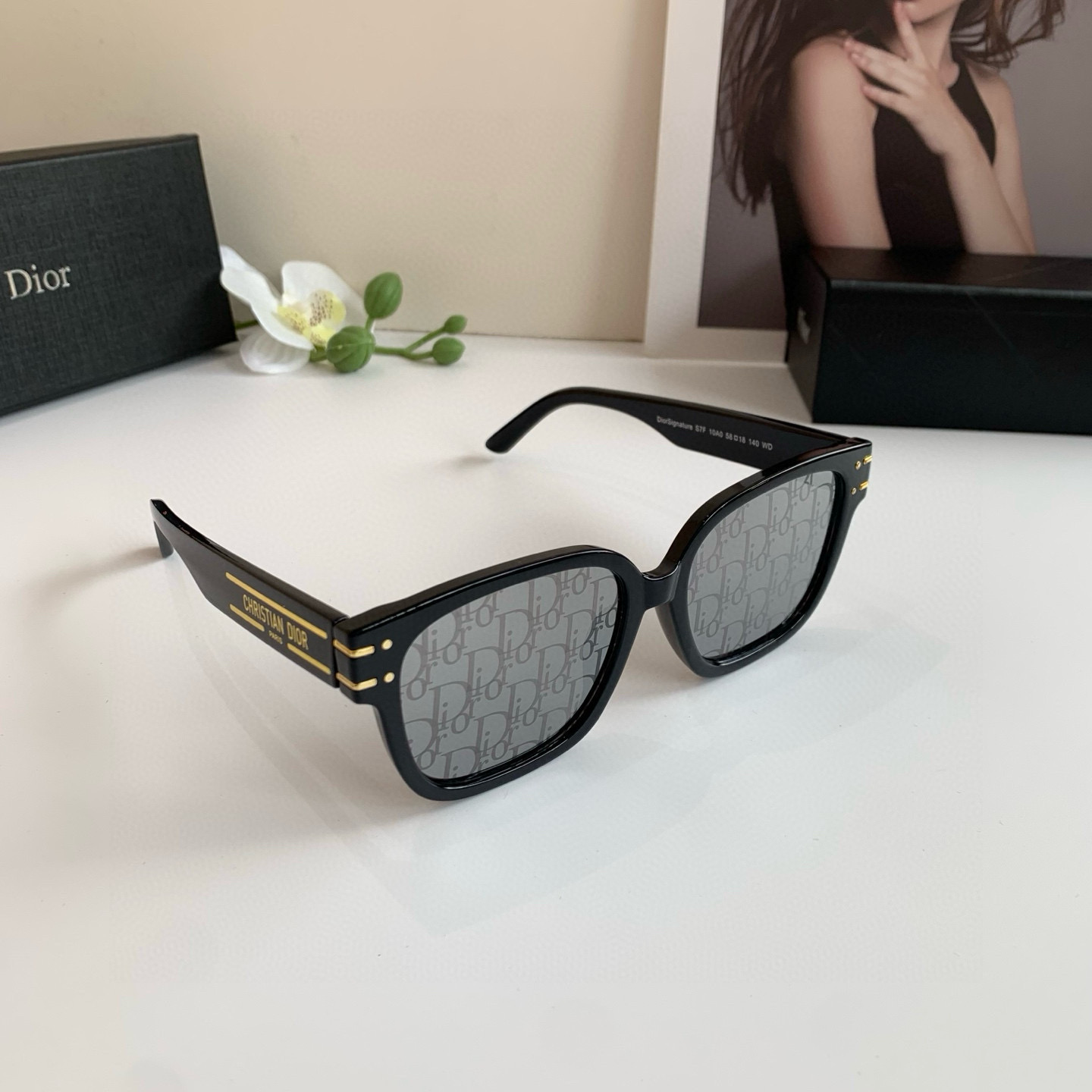 [TOP] Christian Dior Sunglasses  - 2 Colour