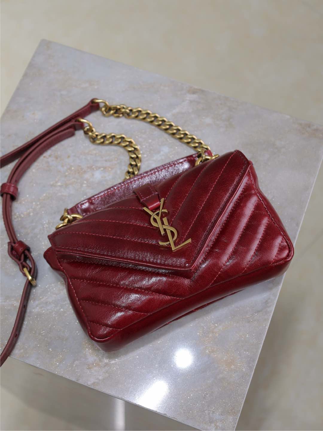 [TOP] Yves Saint Laurent YSL Oil Wax Leather Chain Messenger Bag 20×13×3cm - Red