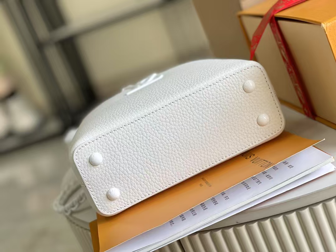 [TOP] Louis Vuitton LV Capucine Bag 21x8x14 cm - White