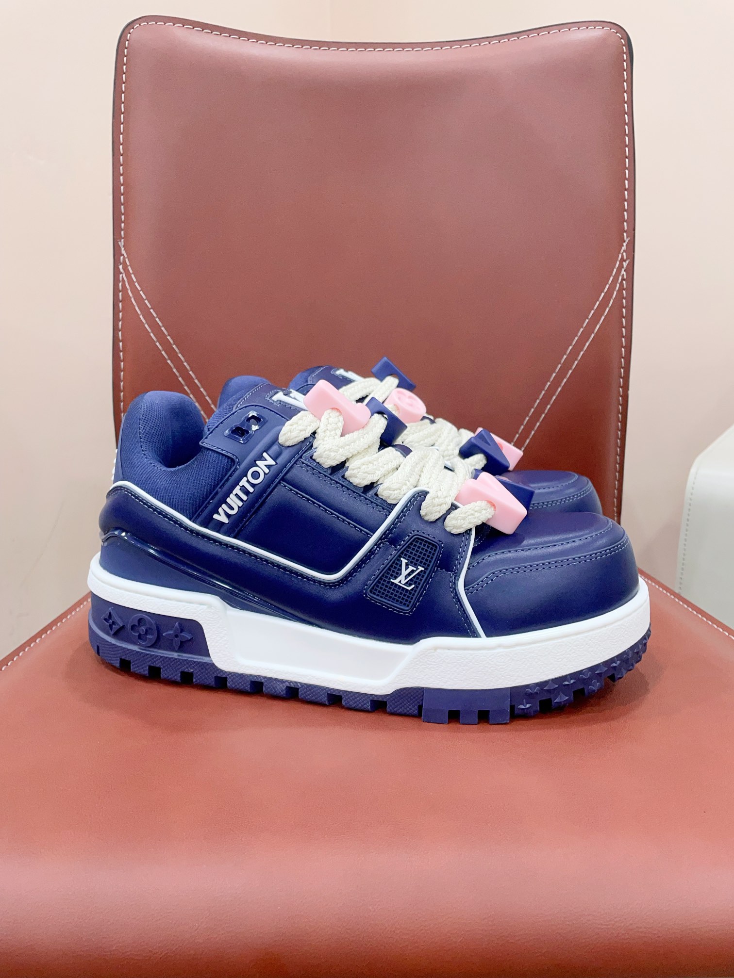 [TOP] Louis Vuitton LV Trainer Maxi Sneakers - 2 Colour