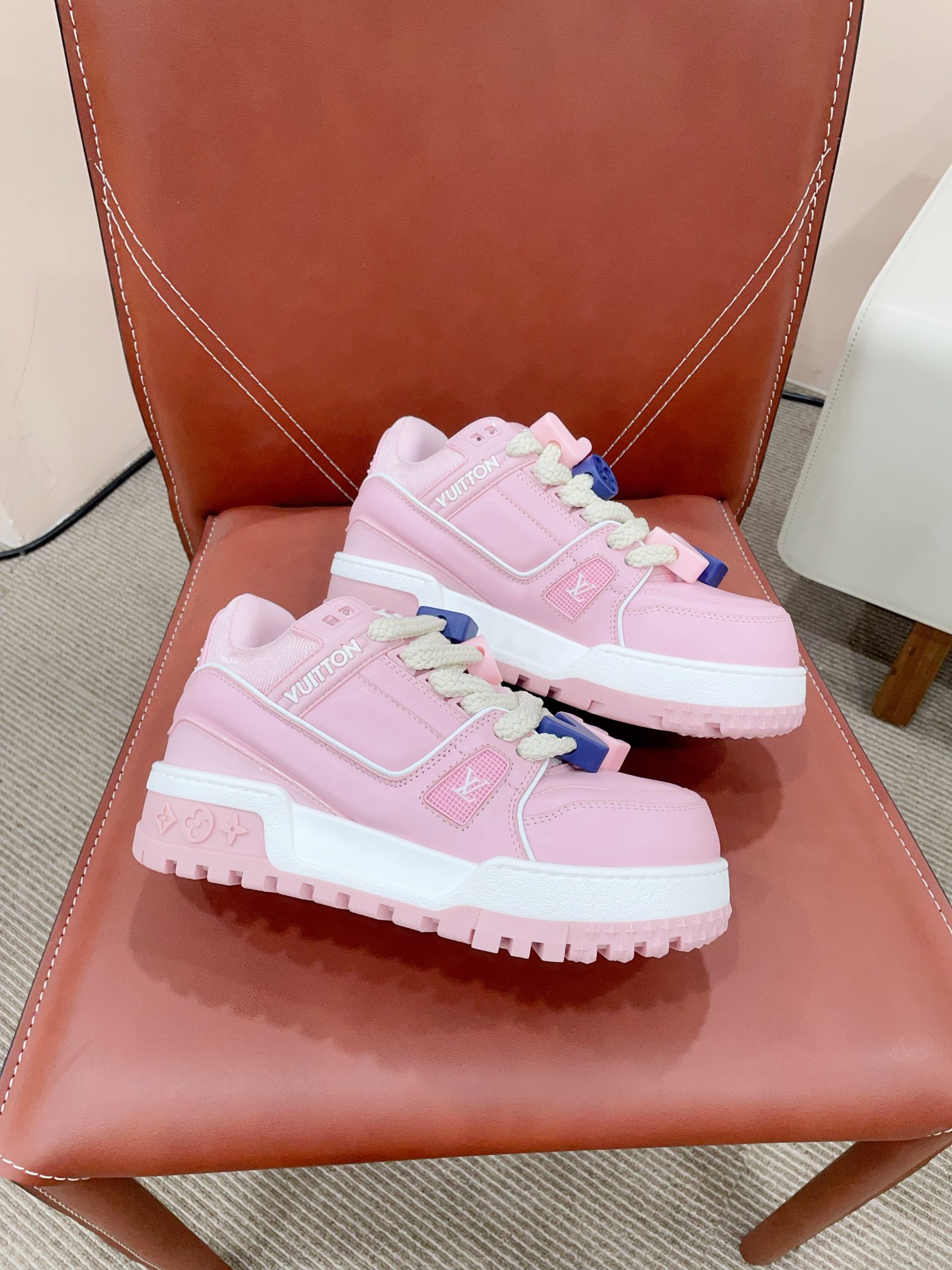 [TOP] Louis Vuitton LV Trainer Maxi Sneakers - 2 Colour