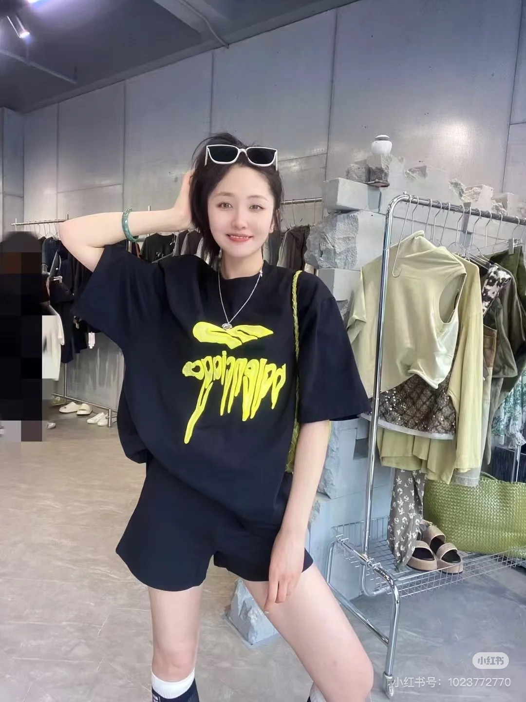 [TOP] BALENCIAGA T-shirt - Black