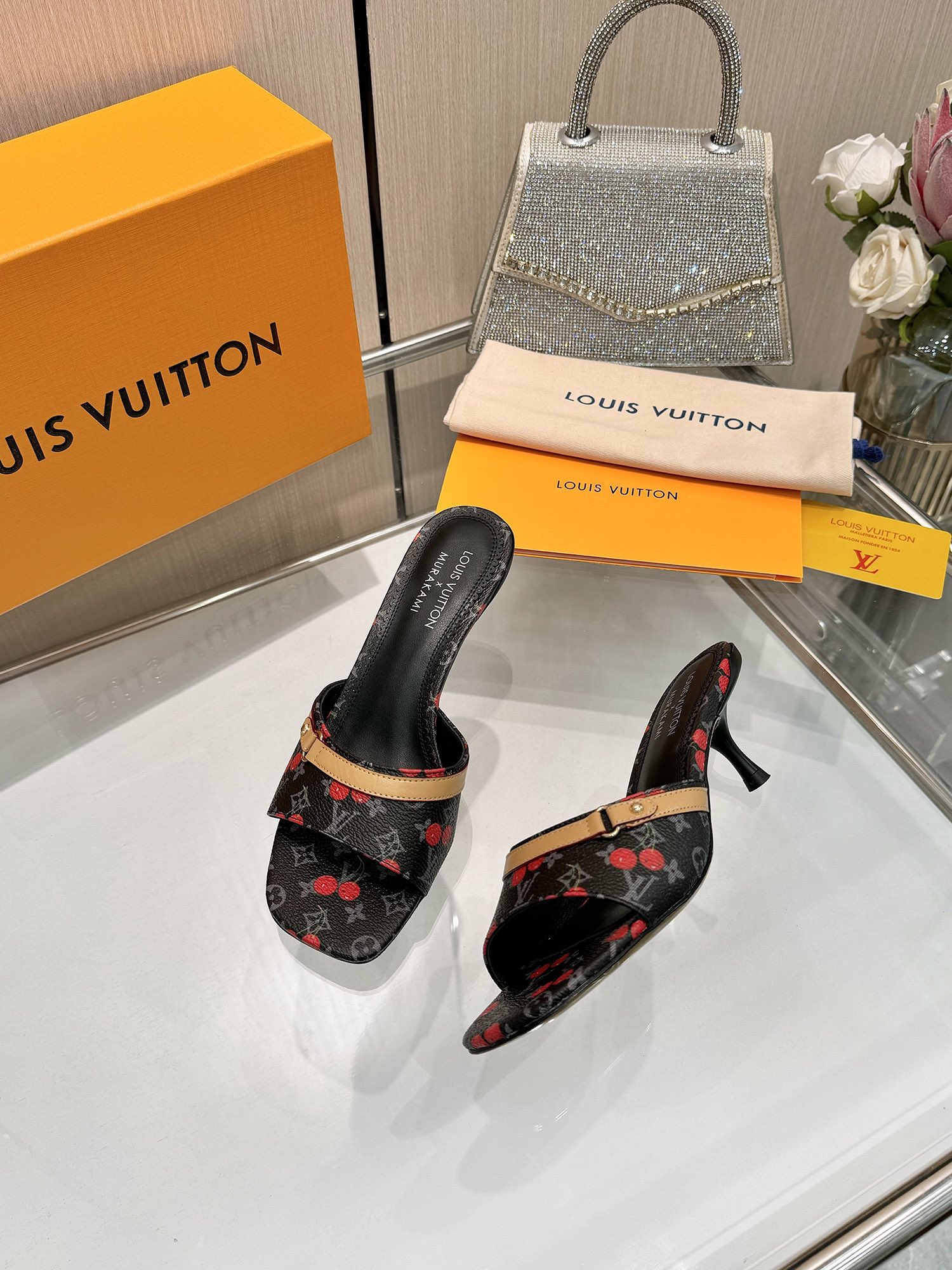 [TOP] Louis Vuitton LV Cherry Mid-Heeled Slippers - 4 Colour