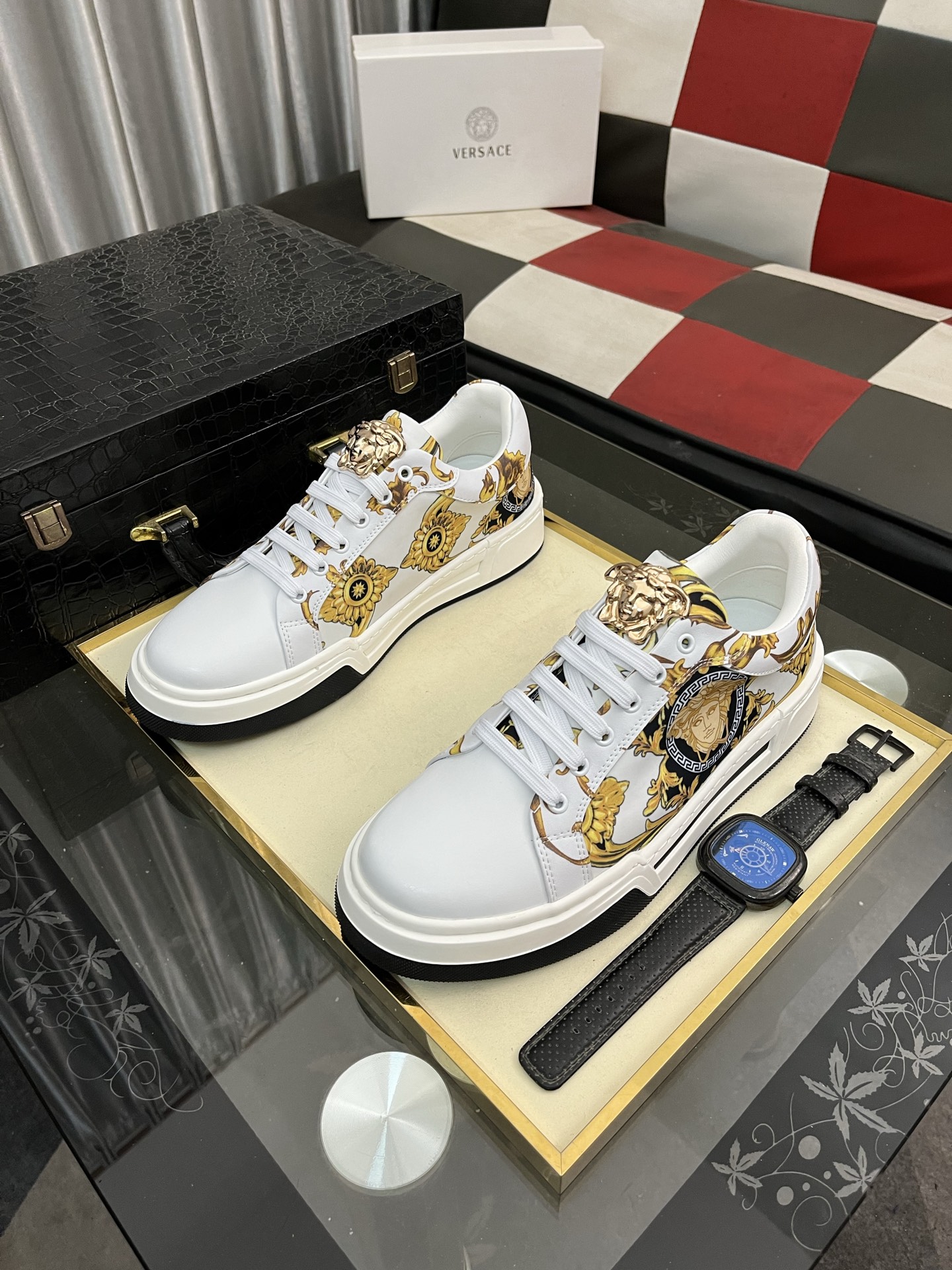 [TOP] VERSACE Men's Sport Shoes - 2 Colors