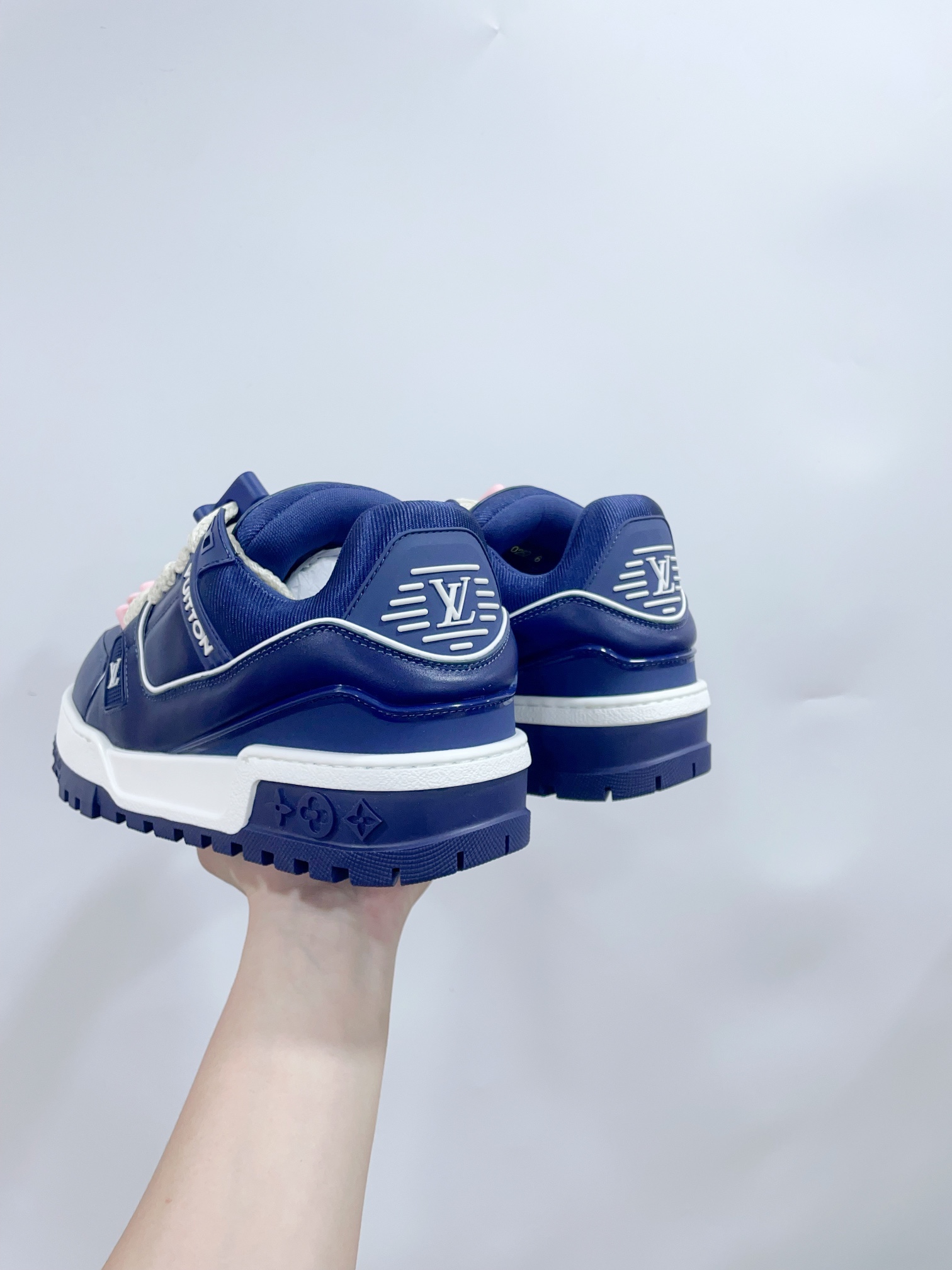 [TOP] Louis Vuitton LV Trainer Maxi Sneakers - 2 Colour