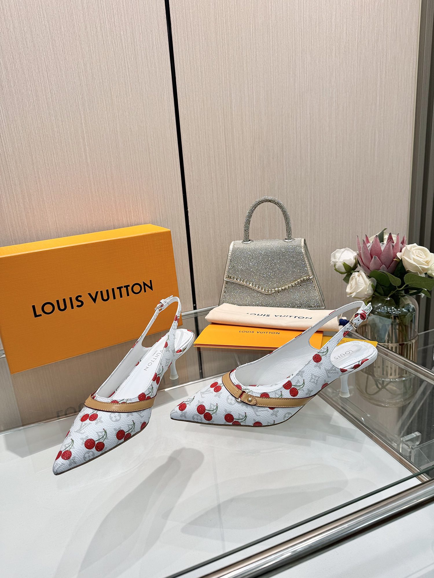 [TOP] Louis Vuitton LV Cherry Mid-Heeled Mules - 4 Colour