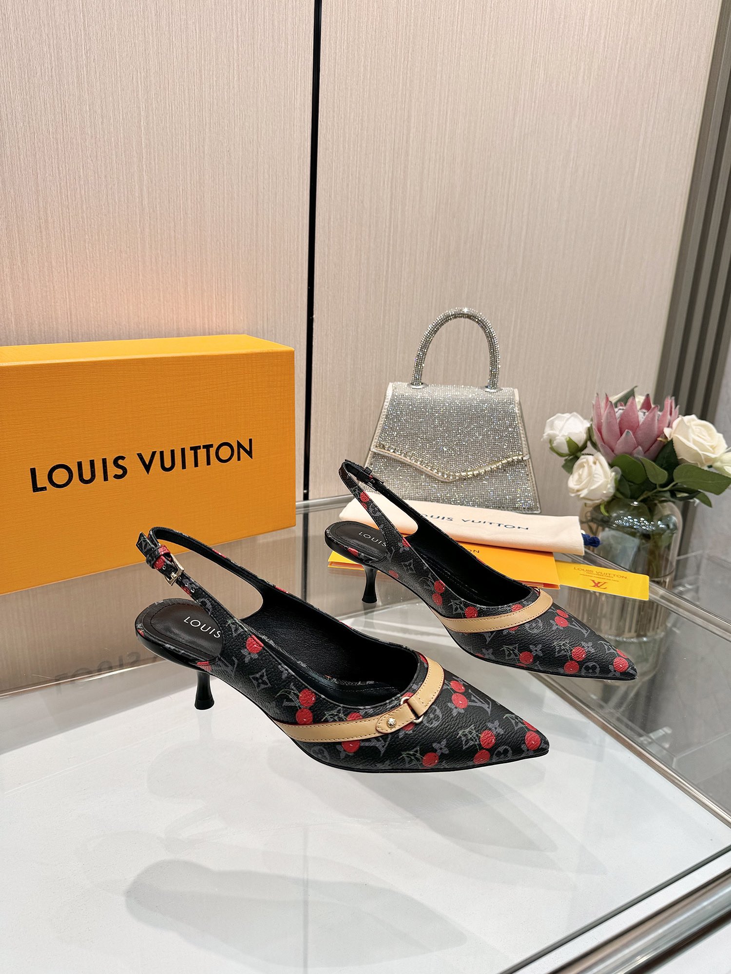 [TOP] Louis Vuitton LV Cherry Mid-Heeled Mules - 4 Colour