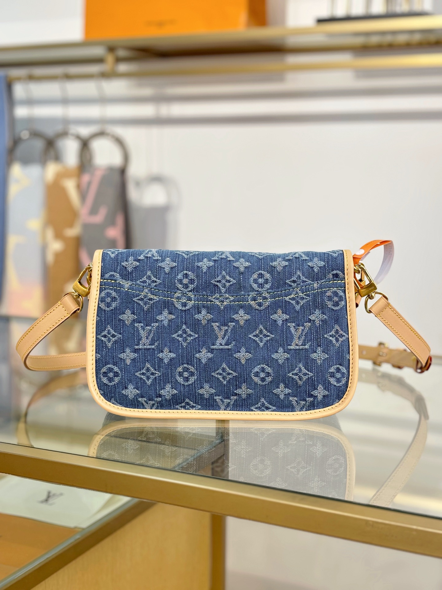[TOP] Louis Vuitton LV Diane Bag 24x15x9cm - Denim Blue