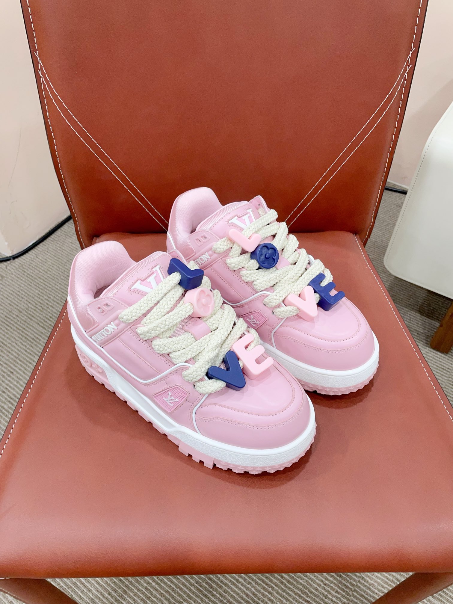 [TOP] Louis Vuitton LV Trainer Maxi Sneakers - 2 Colour