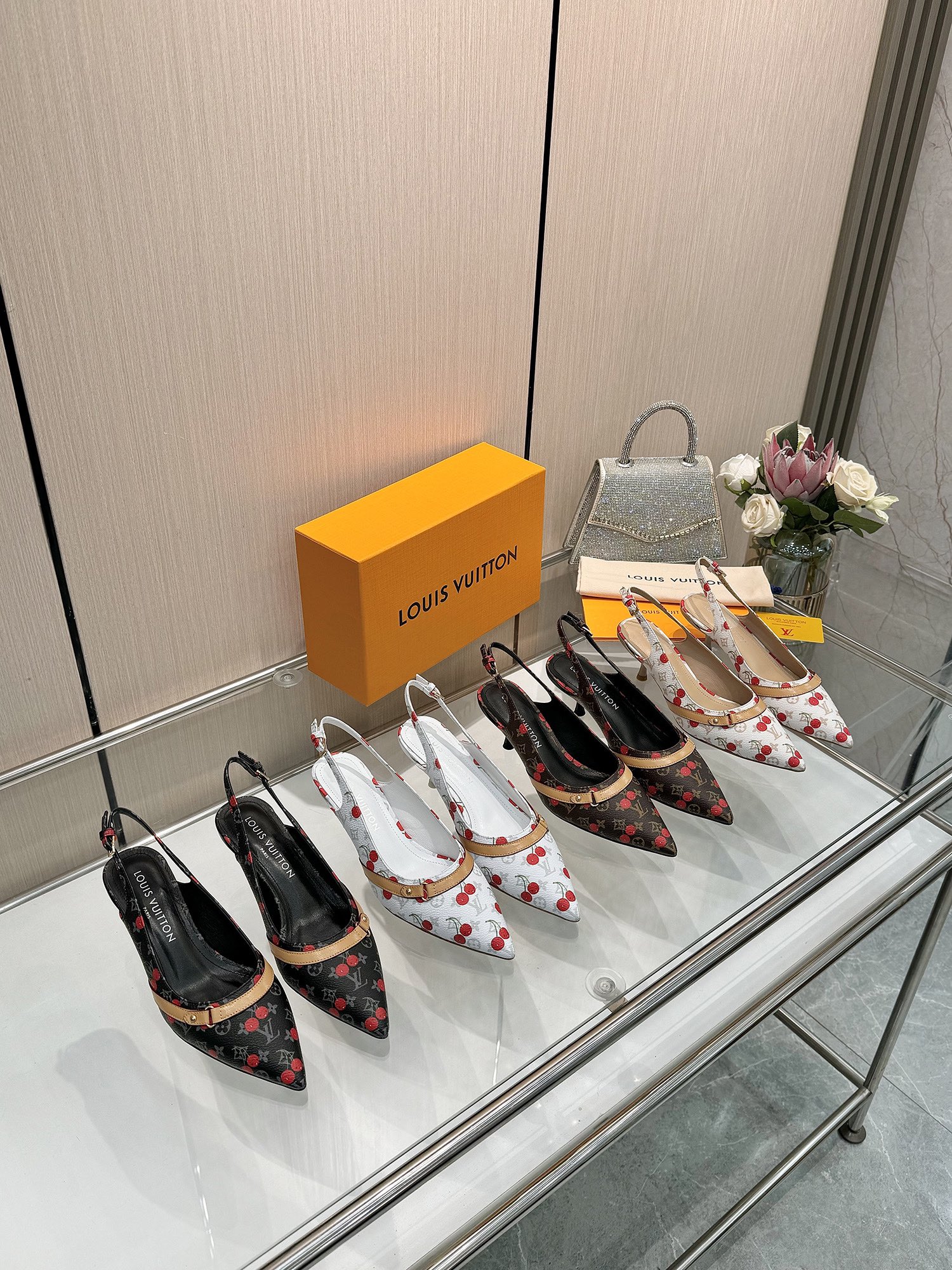 [TOP] Louis Vuitton LV Cherry Mid-Heeled Mules - 4 Colour