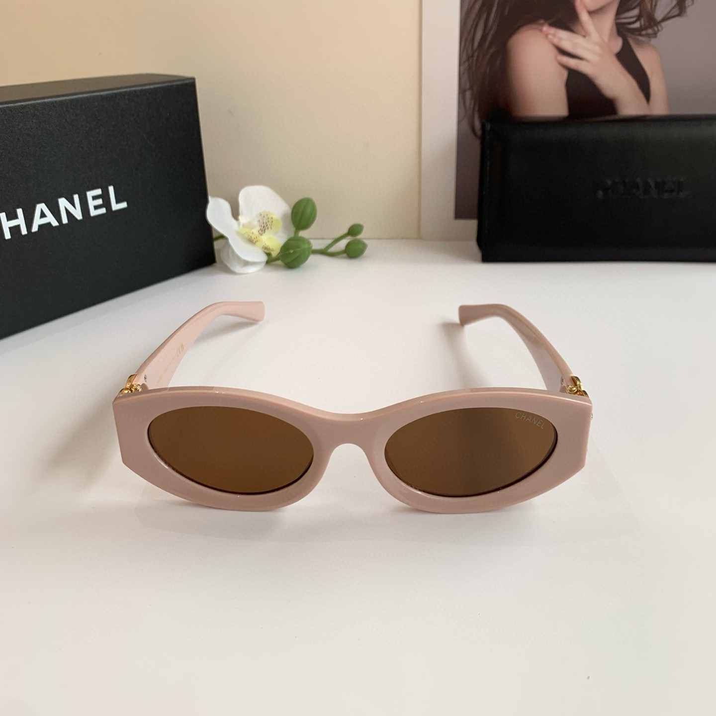 [TOP] CHANEL Sunglasses - 3 Colors