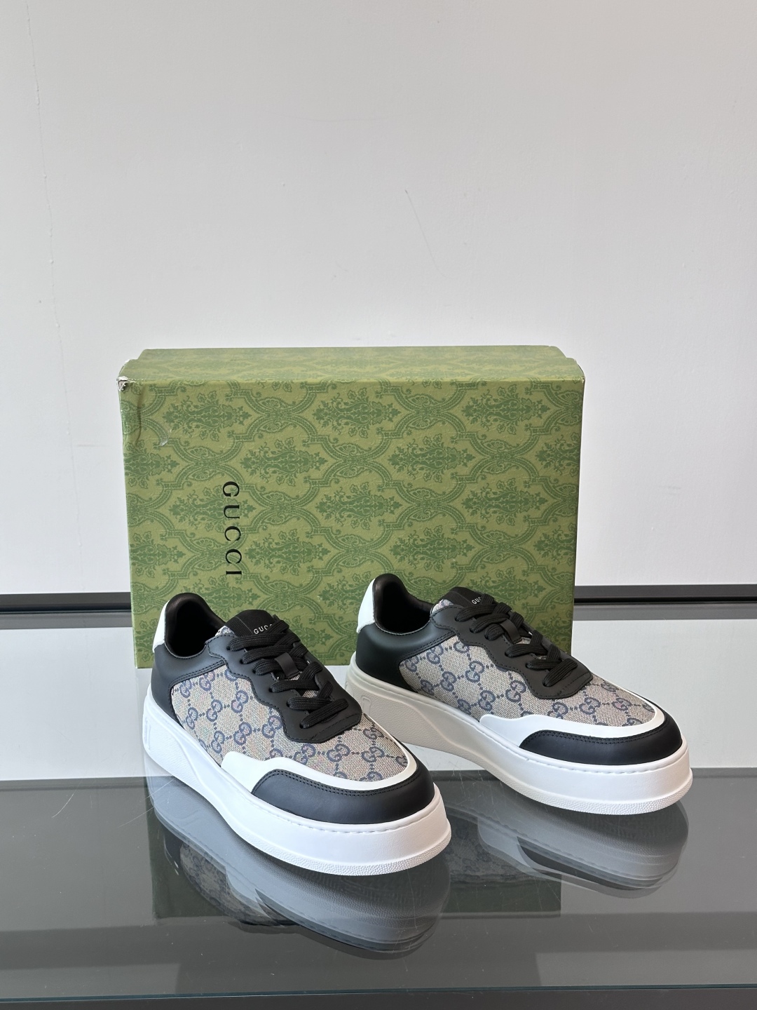 [TOP] GUCCI Thick-Soled Sports Shoes - 3 Colors