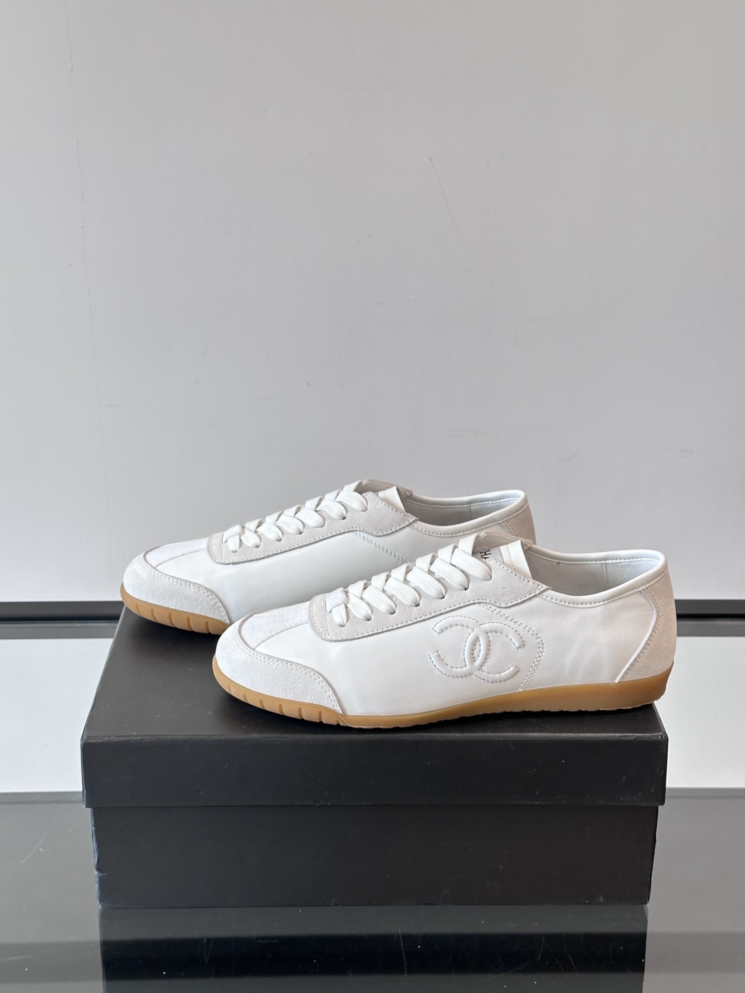 [TOP] Chanel Men's Sports Casual Shoes - White