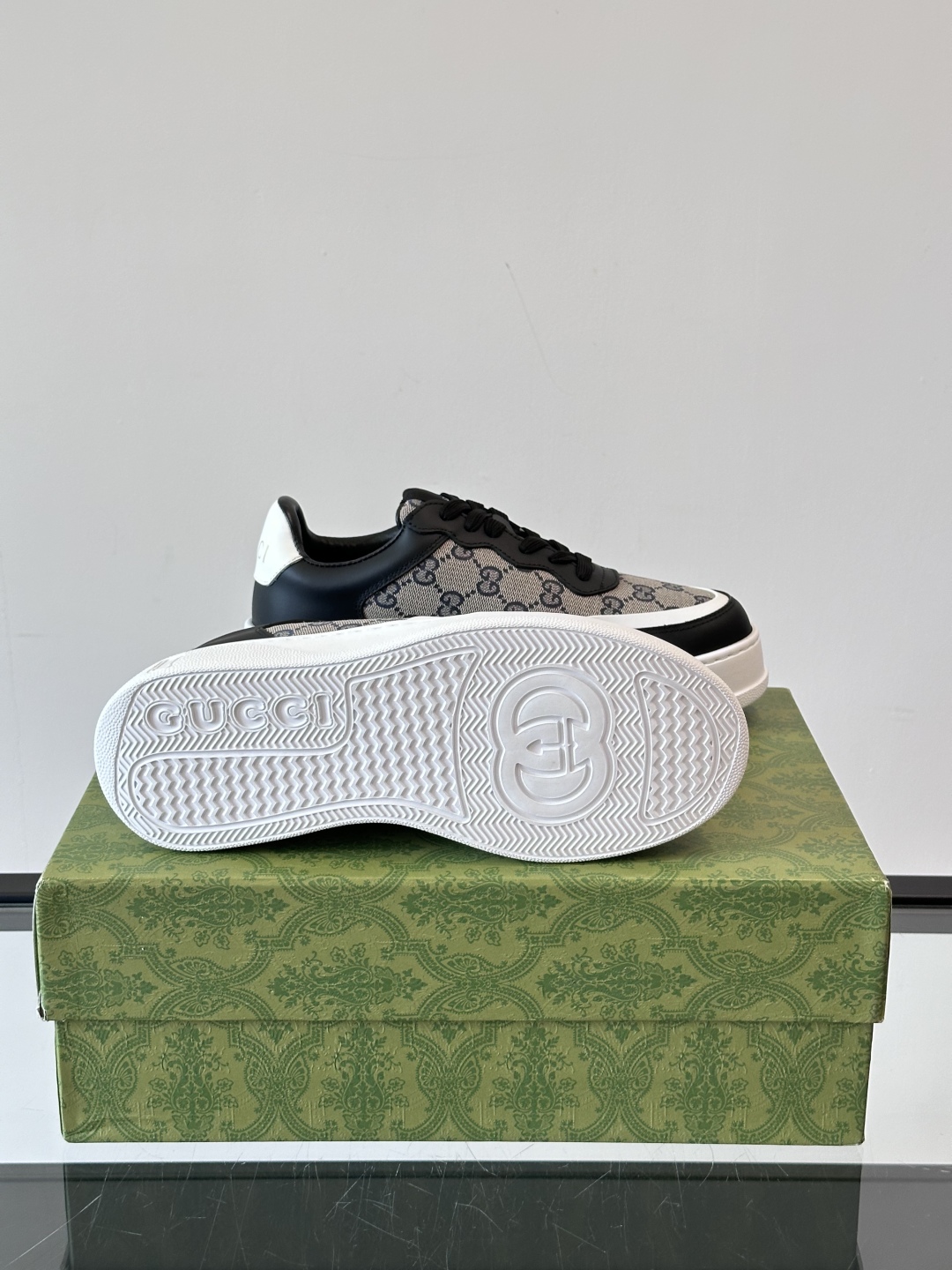 [TOP] GUCCI Thick-Soled Sports Shoes - 3 Colors