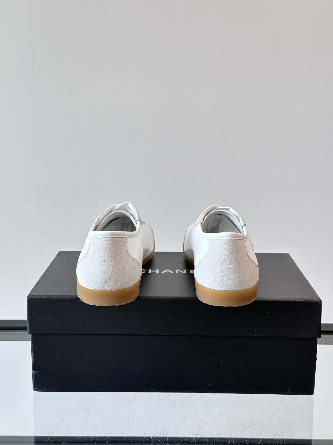 [TOP] Chanel Men's Sports Casual Shoes - White